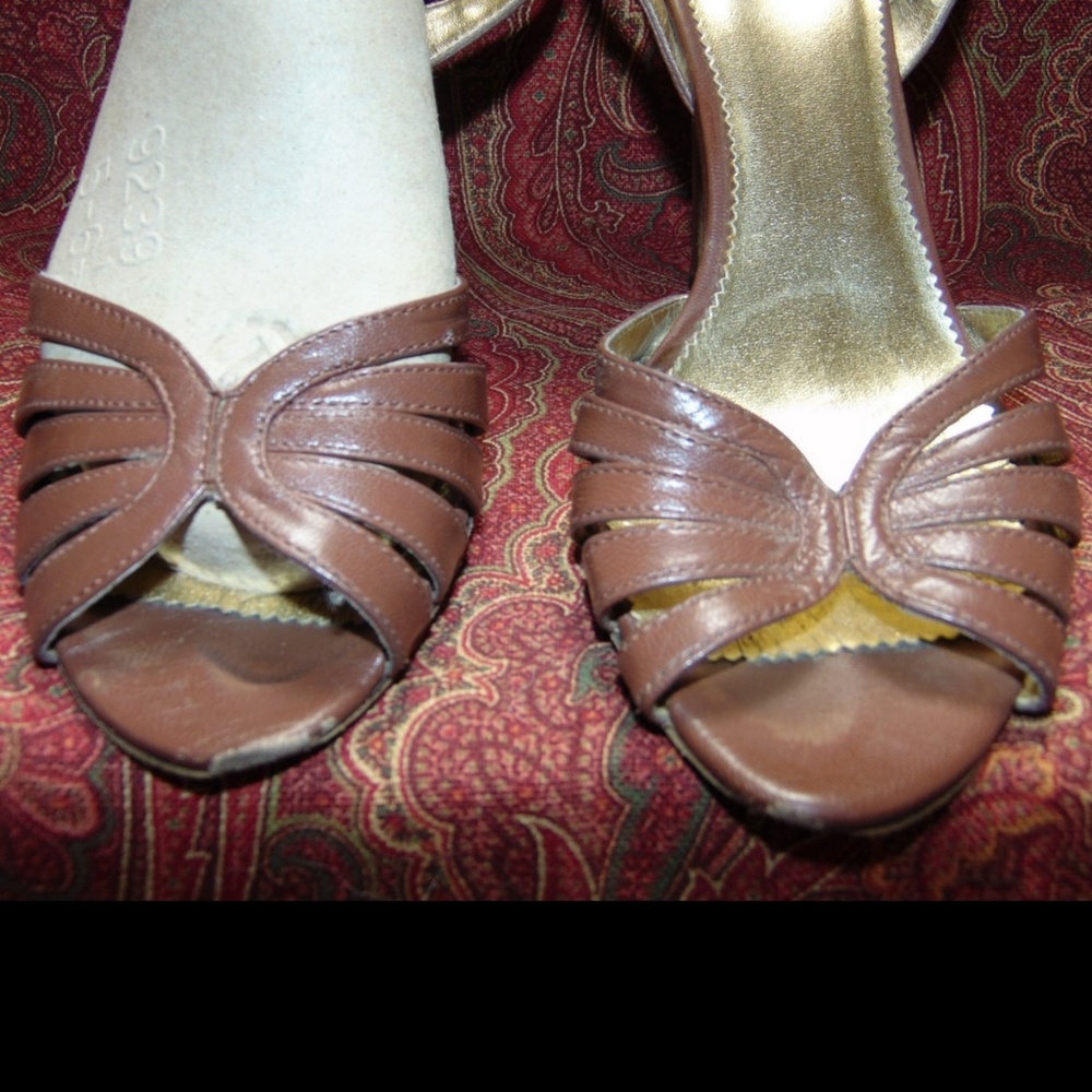 CHARLES ankle wrap tan sandals 7B w/4" heel✨ - Picture 3 of 9